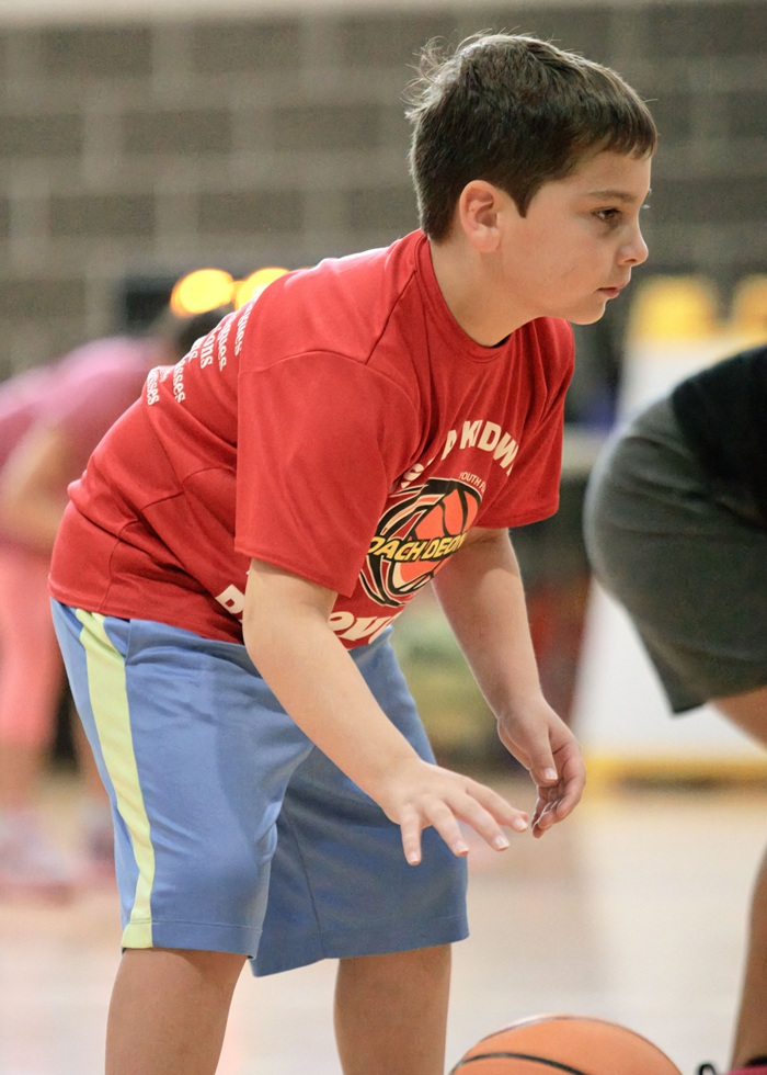 coach deon basketball image kid2