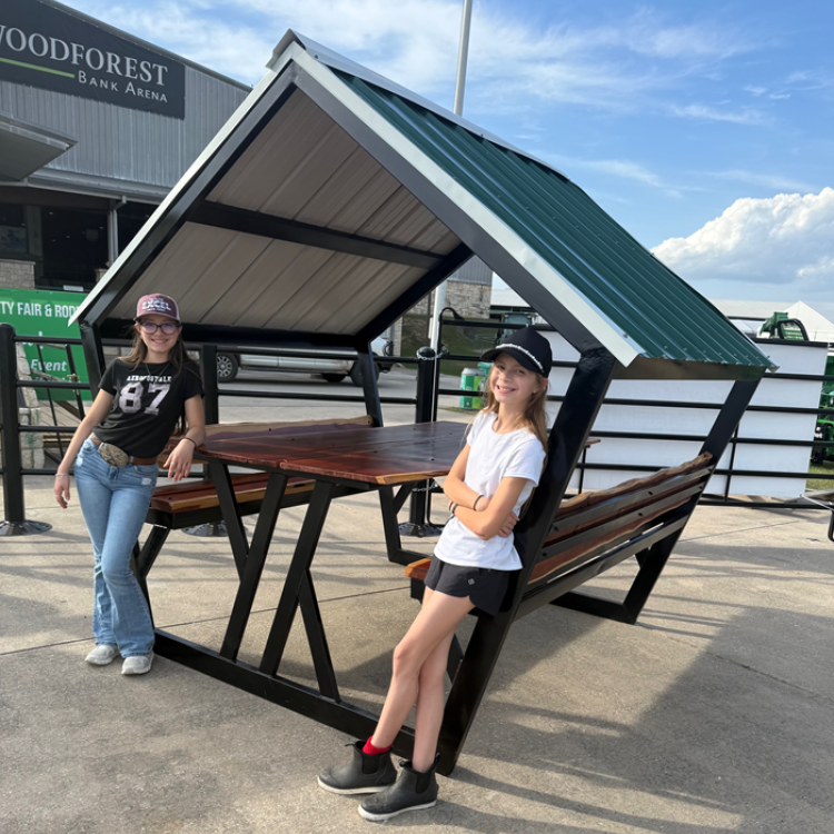 Local Sisters Build Award-Winning Gazebo Picnic Table for Montgomery County Fair