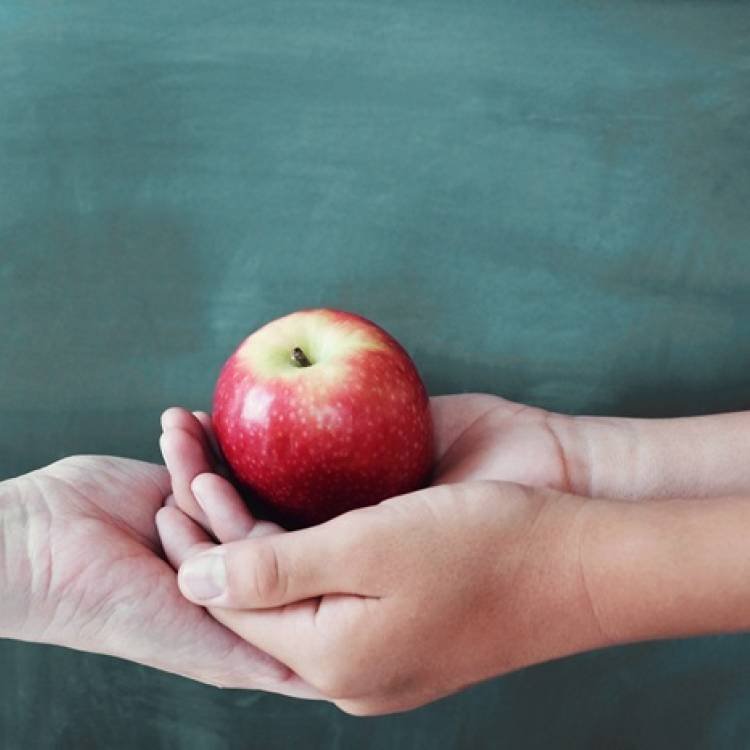 10 Quick No-Brainer Teacher Gifts for the End of the School Year